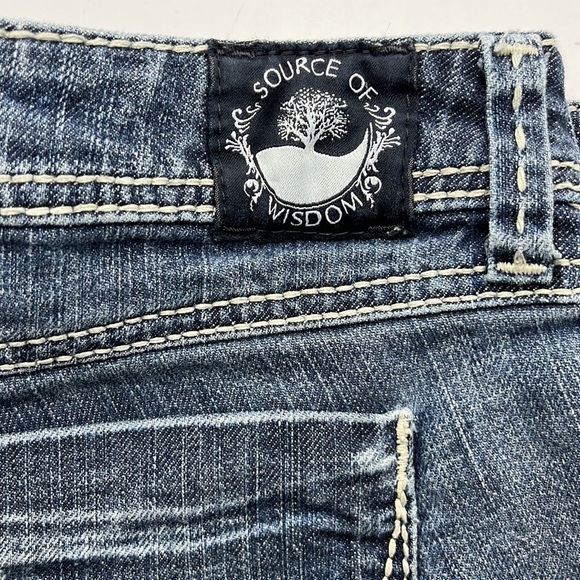 Source Of Wisdom Cuffed Low Rise Shorts Size 3 - Picture 12 of 16